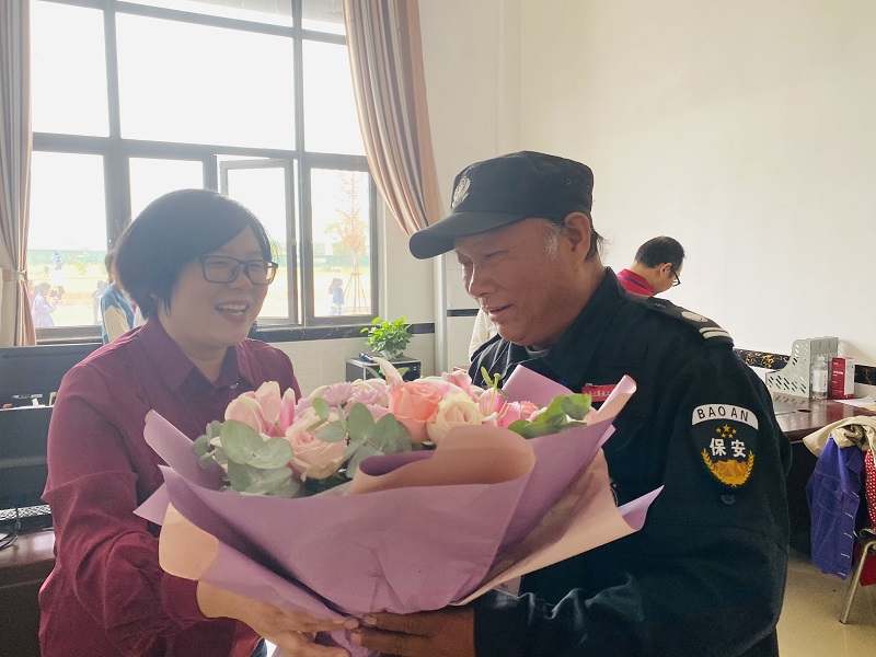 微信图片_20211014160406.jpg