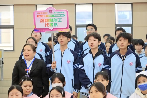 1765506532717880.jpg 640_wx_fmt=jpeg&from=appmsg&tp=webp&wxfrom=5&wx_lazy=1 (13).jpg